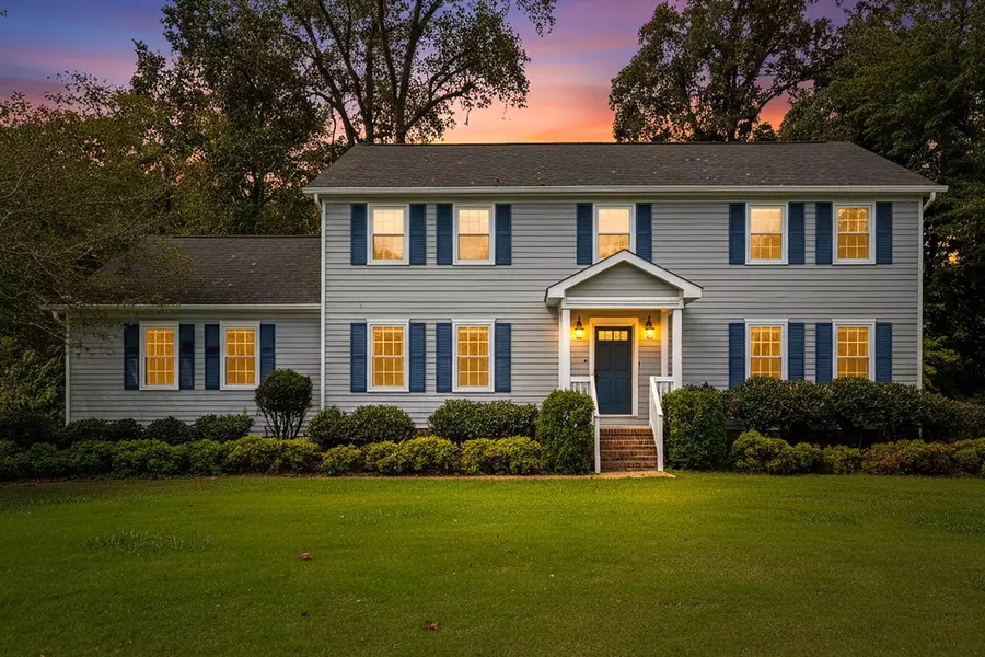 1639 Colonial Shores DR, Hixson, TN 37343