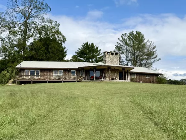 870 Ridge RD, Dunlap, TN 37327