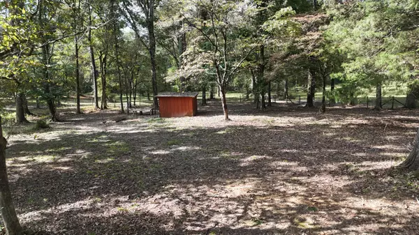 Old Fort, TN 37362,262 Davis RD