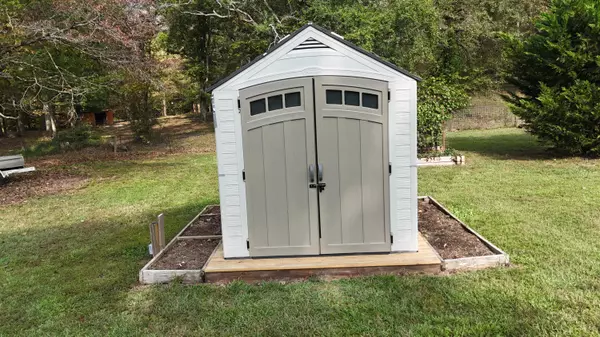 Old Fort, TN 37362,262 Davis RD