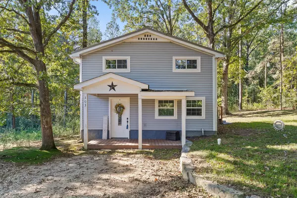 303 Cherokee TRL, Dalton, GA 30721