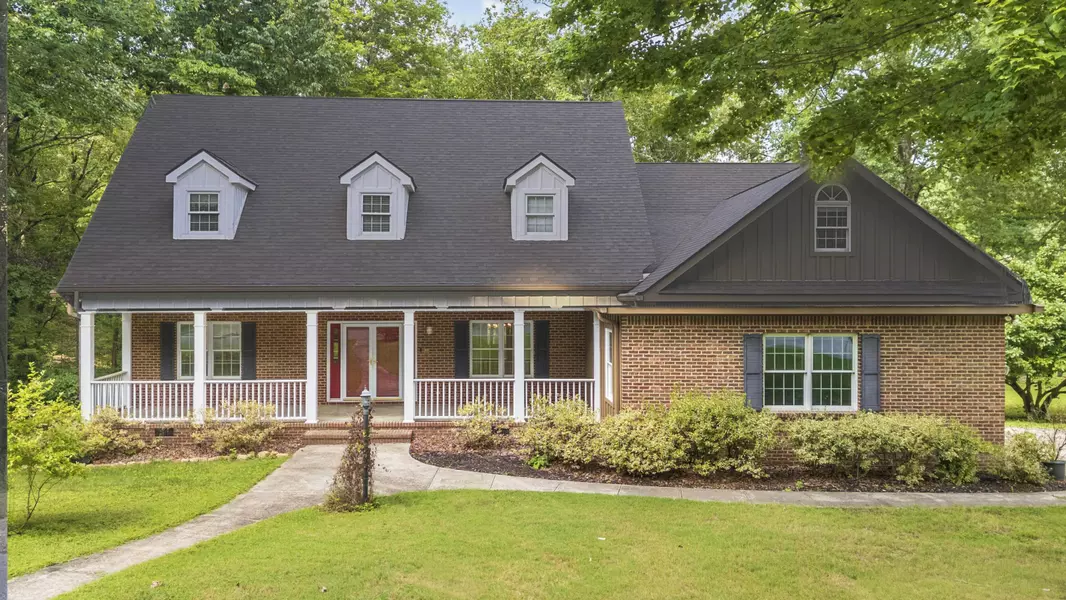 3837 Windtree DR, Signal Mountain, TN 37377