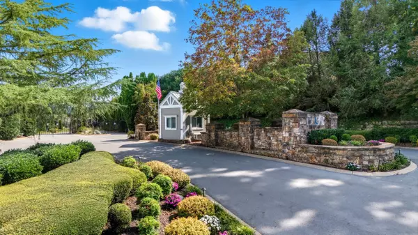 Ooltewah, TN 37363,8636 Winter Refuge WAY