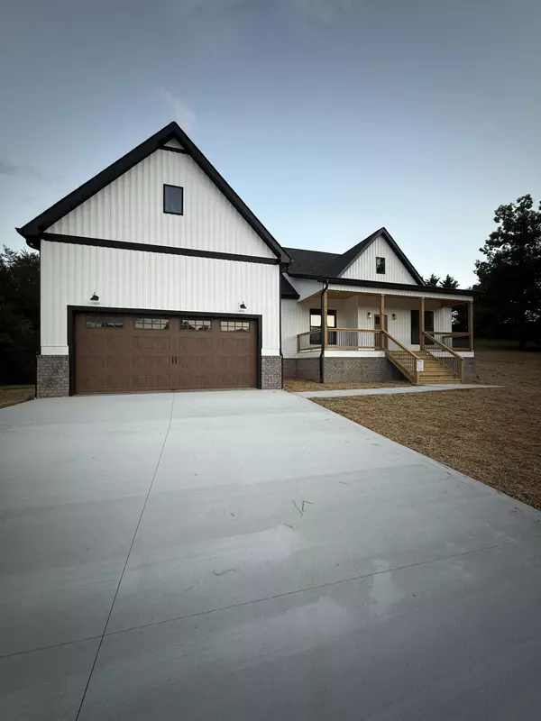 Dayton, TN 37321,645 Arlis AVE