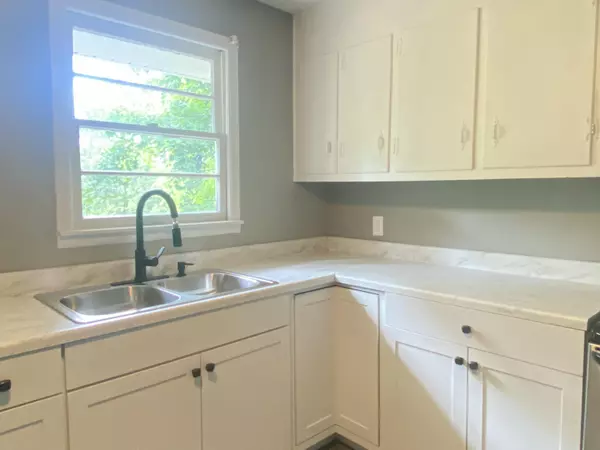 Chattanooga, TN 37415,3906 Pickering AVE