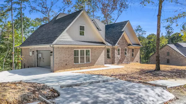 Soddy Daisy, TN 37379,12612 Emerald Bay DR