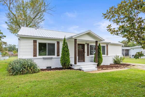 15 Walker AVE, Fort Oglethorpe, GA 30742