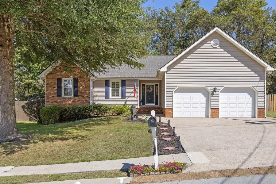 4504 Kings Lake CT, Chattanooga, TN 37416