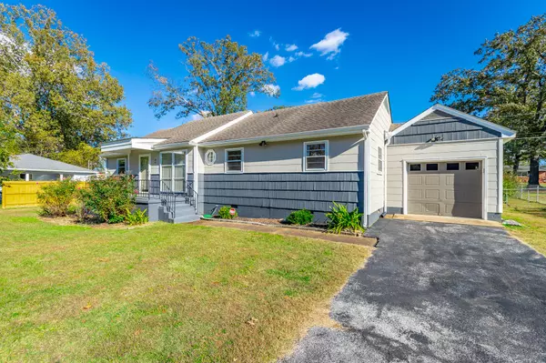 Chattanooga, TN 37412,1048 Floyd DR