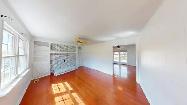 Evensville, TN 37332,191 Bradley ST