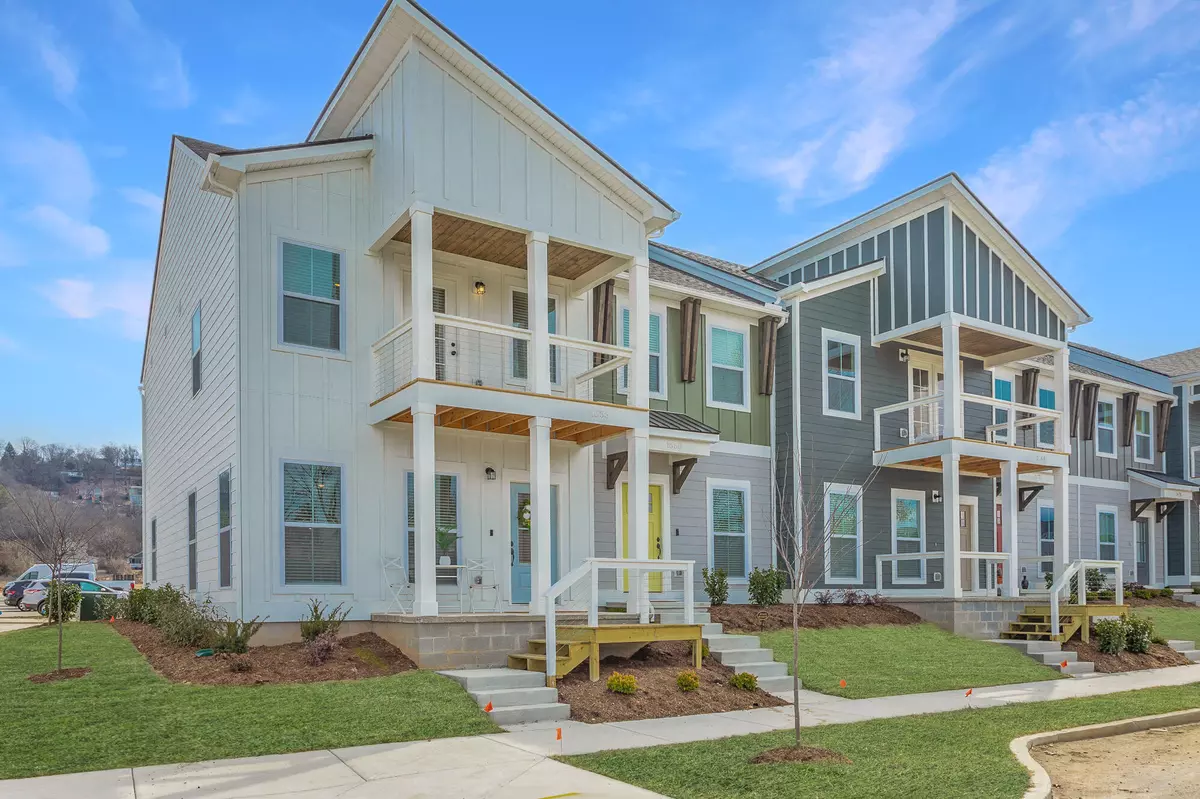 Chattanooga, TN 37404,1590 Watkins ST