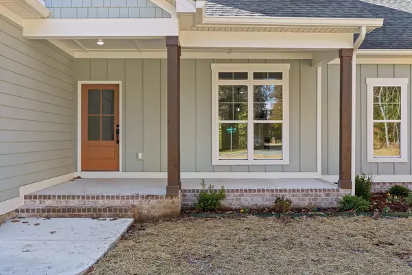 Dunlap, TN 37327,235 Big Cedar DR