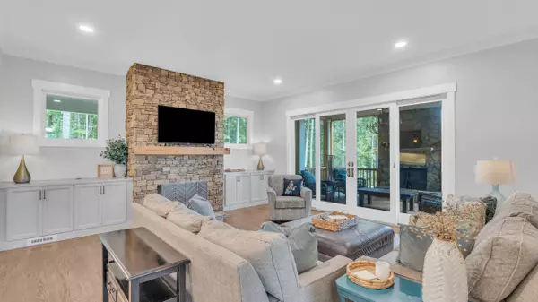 Signal Mountain, TN 37377,7997 Mountain Laurel TRL