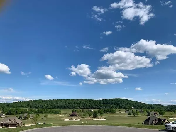 494 Hawks Bend BND, Loudon, TN 37774