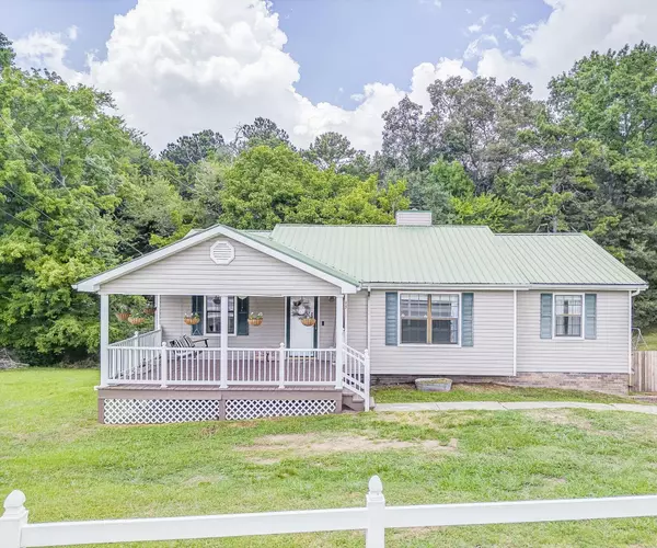 15 Pine ST, Ringgold, GA 30736