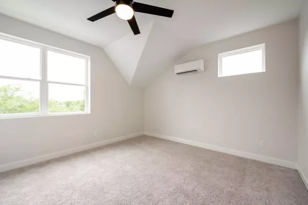 Chattanooga, TN 37411,5753 Sofias CIR