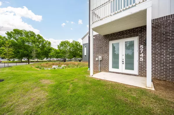 Chattanooga, TN 37411,5753 Sofias CIR