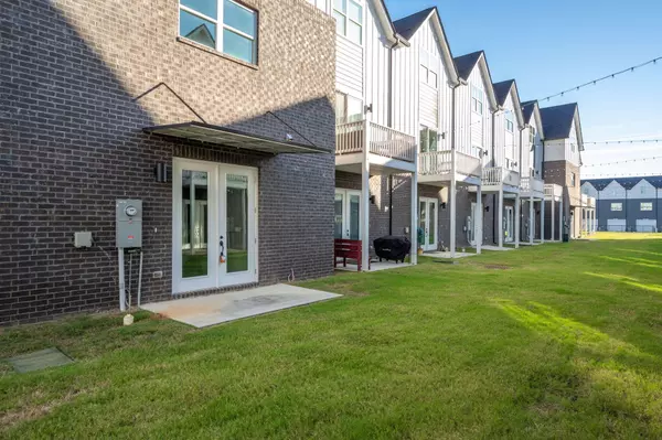 Chattanooga, TN 37411,5684 Sofias CIR