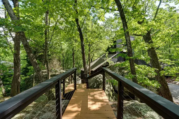 Lookout Mountain, TN 37350,314 Fairy TRL