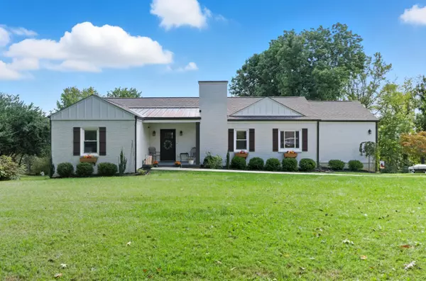4509 Old Stage RD, Kingsport, TN 37664