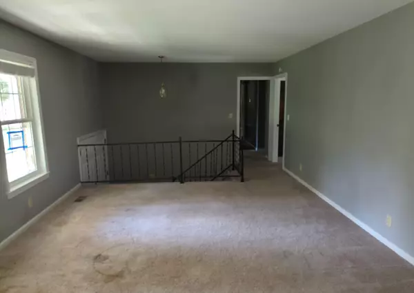 Tunnel Hill, GA 30755,400 Crawford TER