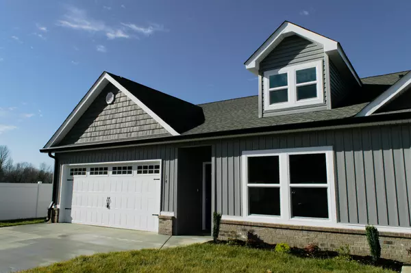 Ringgold, GA 30736,8 Breakwater LN