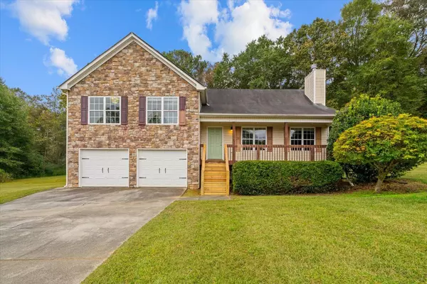 226 Peachtree LN, Calhoun, GA 30701