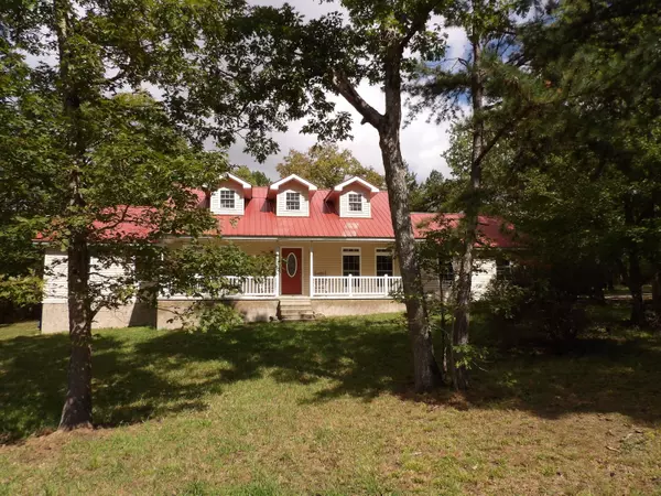 636 Timber View RD, Pikeville, TN 37367