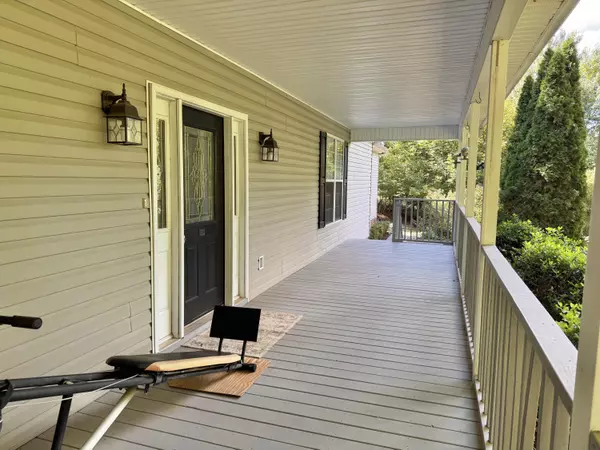 Ooltewah, TN 37363,9711 Imperial DR