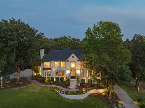 Chattanooga, TN 37421,9244 Hidden Mountain DR