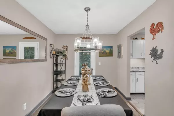 Hixson, TN 37343,8002 Meadow Crest LN