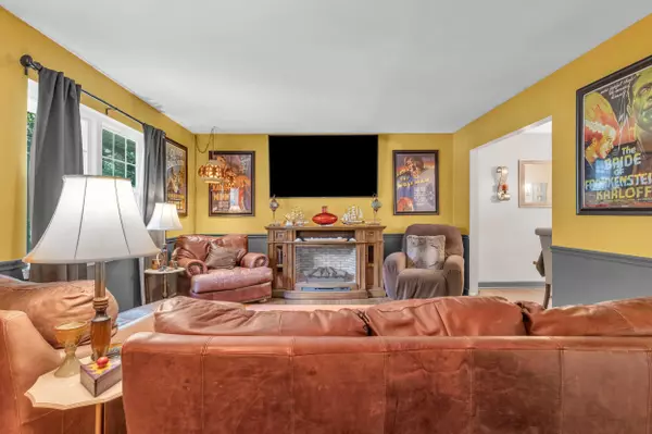 Hixson, TN 37343,8002 Meadow Crest LN