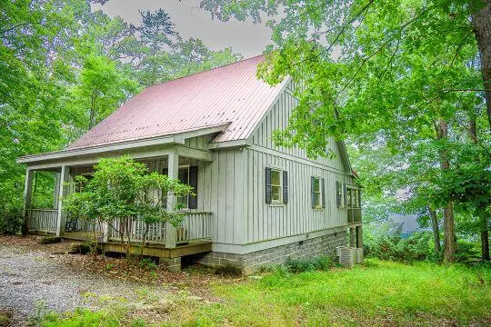 60 West Bluff, Cloudland, GA 30731