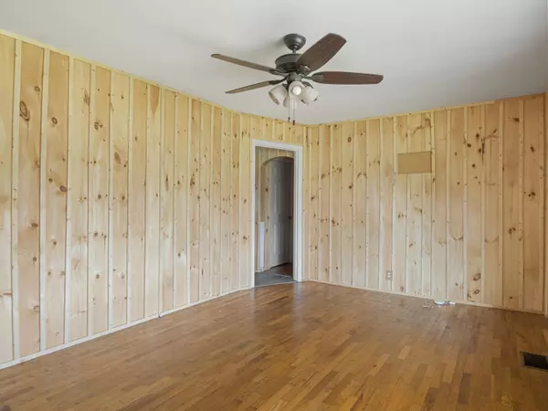 Tunnel Hill, GA 30755,126 Marilyn WAY