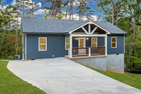241 Dogwood LN, Dunlap, TN 37327