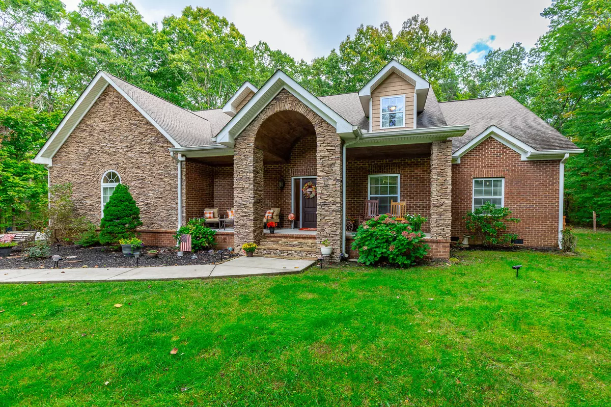 Signal Mountain, TN 37377,1501 Roberts Mill Rd RD