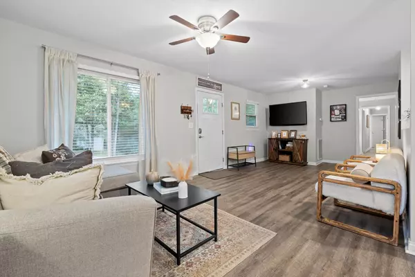 Hixson, TN 37343,1054 Hillcrest RD