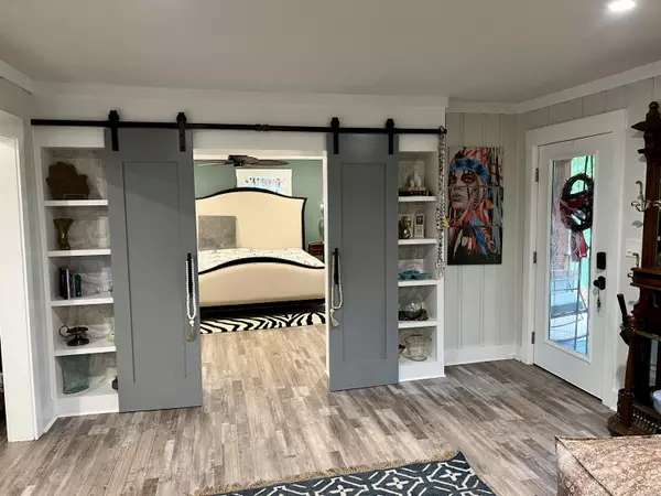 Soddy Daisy, TN 37379,11932 Dayton PIKE