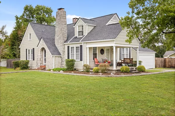 27 Brooks CIR, Chattanooga, TN 37411