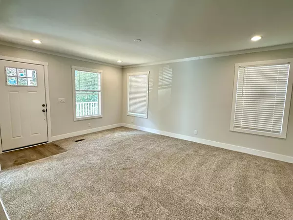 Knoxville, TN 37918,6626 Collins LN