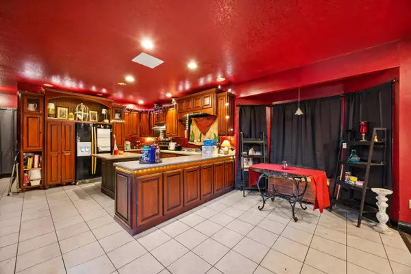 Sequatchie, TN 37374,5115 Highway 150