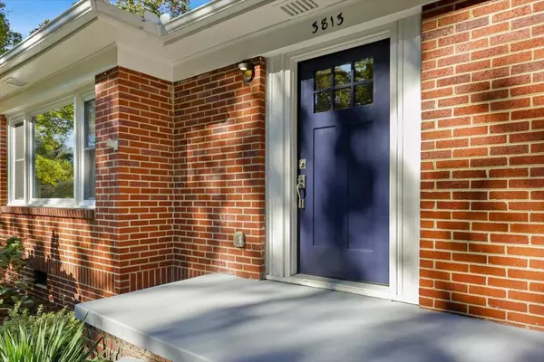 Chattanooga, TN 37415,3813 Knollwood DR