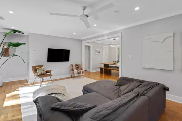 Chattanooga, TN 37415,3813 Knollwood DR