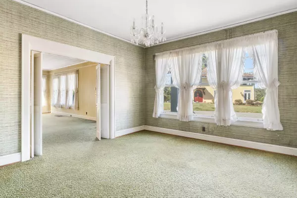 Chattanooga, TN 37411,3310 Alta Vista DR