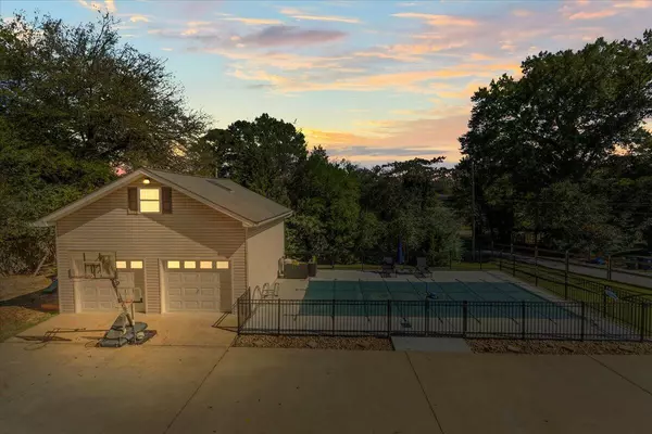 Chattanooga, TN 37412,708 Belvoir AVE