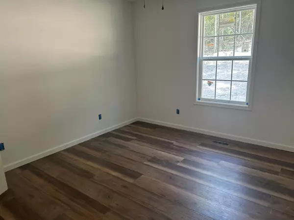 Rocky Face, GA 30740,827 Bridges RD