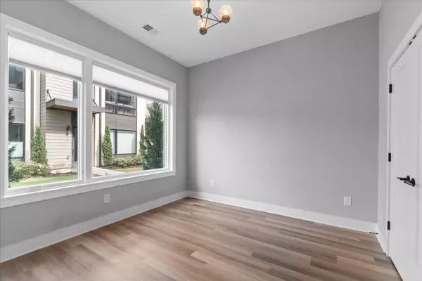 Chattanooga, TN 37408,821 Burnside PL
