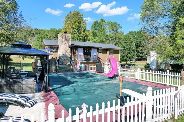 Lafayette, GA 30728,663 Diamond CIR