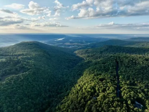 South Pittsburg, TN 37380,1 Three Forks RD