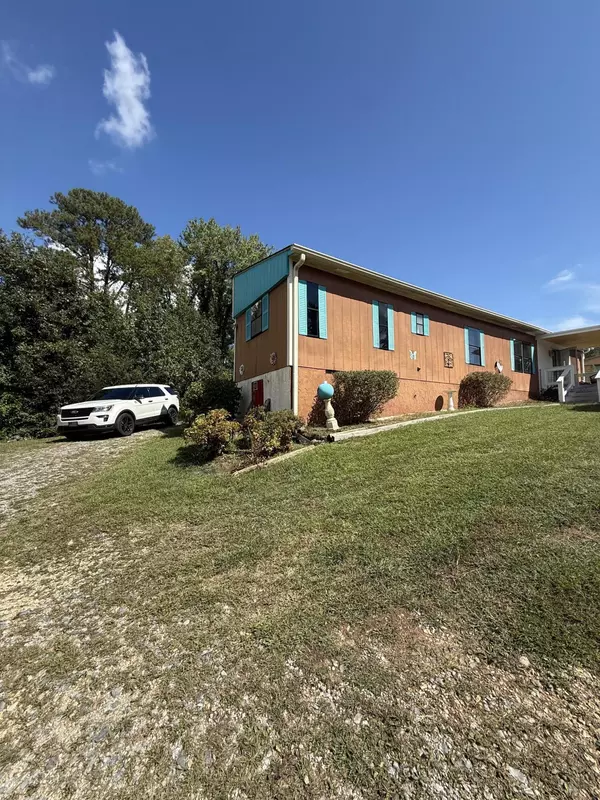 1219 Dockery LN, Cleveland, TN 37323